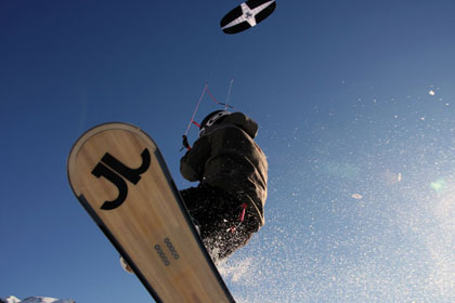 JN-Randas-Snow-Kite-2012-420px-02